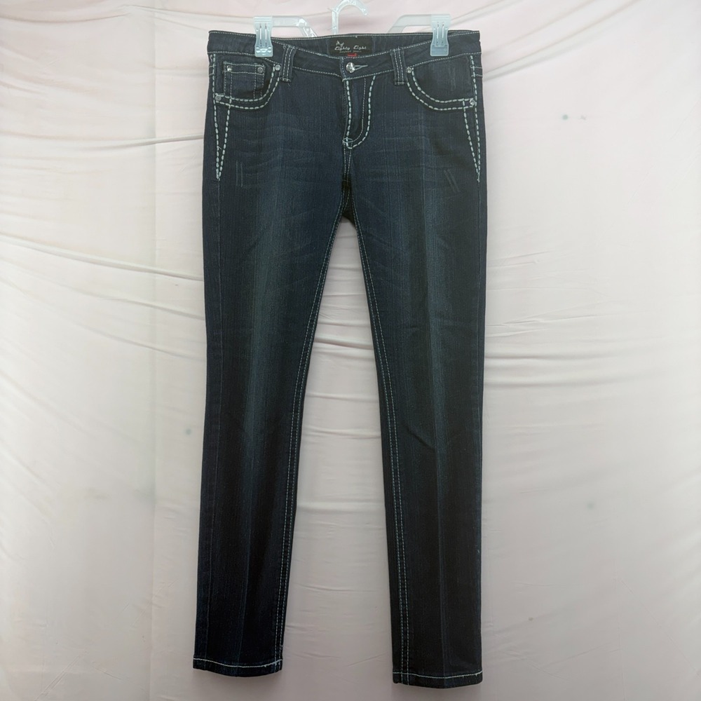EIGHTY-EIGHT PERFECT JEANS Women's Junior's Size 11 Denim Blue Jeans with Fading